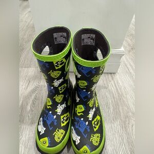 Kids bogs rain boots size 12 kids